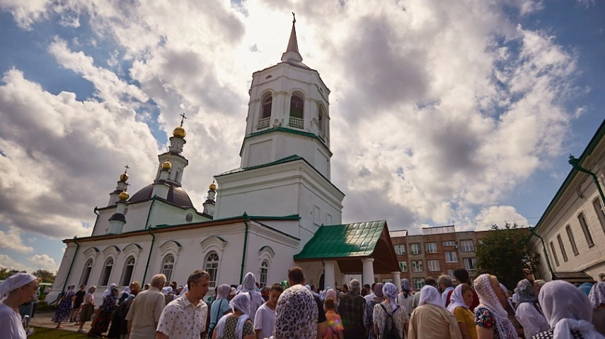 Божественная литургия в Томске